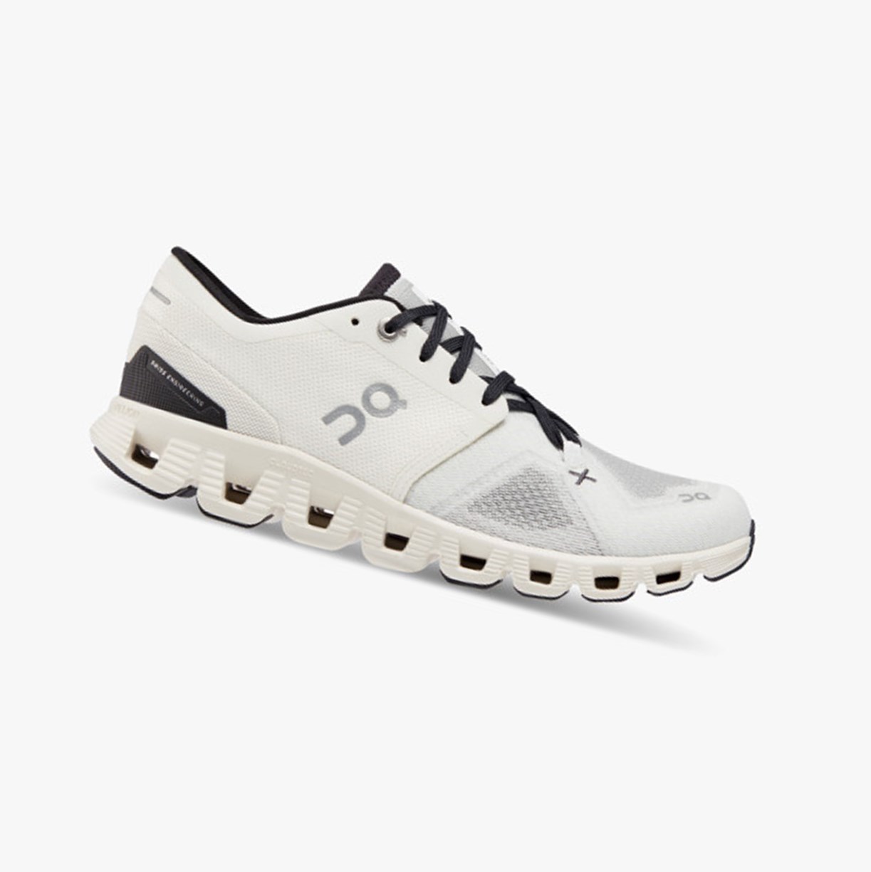 On Running Cloud X 3 Ženske Cipele Za Trening White/Black | 1258DSFZI
